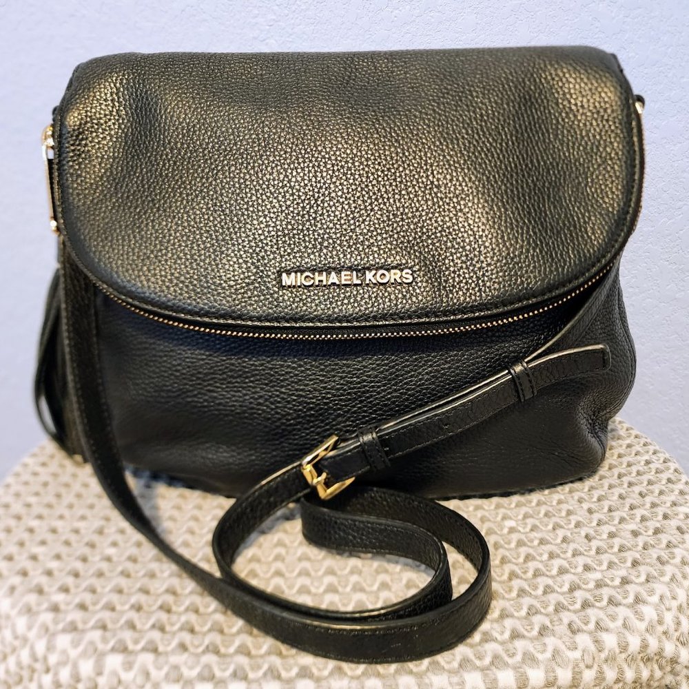 Michael Kors Bedford Medium Tassel Conv Shoulder Leather Bag